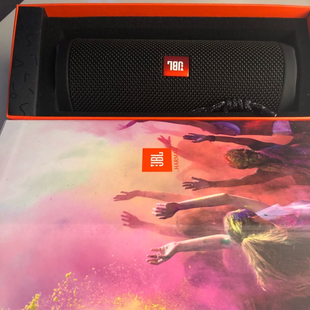 JBL SPEAKER. New with charger